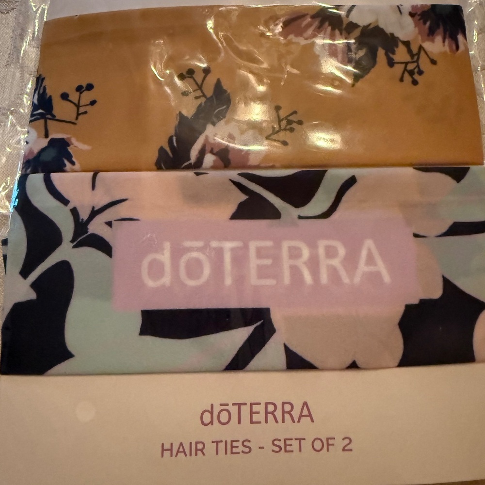 NEW DOTERRA SET OF 2 HAIR TIES-LIMITED EDITION-PRETTY